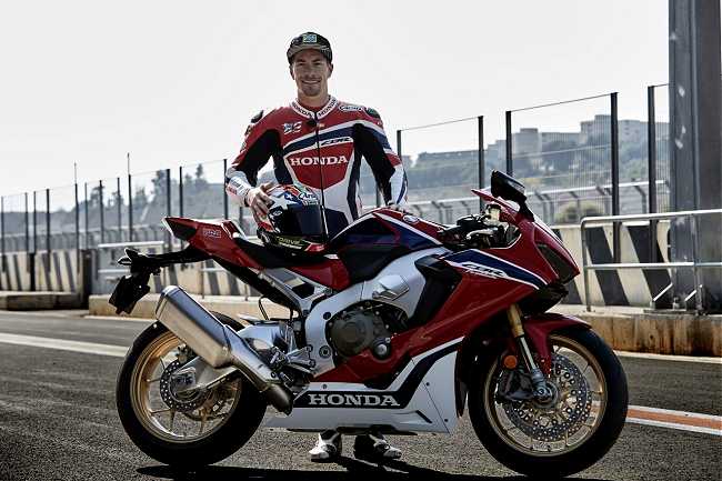 [Image: 2017fireblade1.jpg]