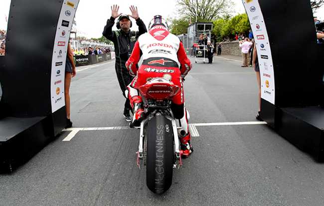 [Image: Senior-TT-Start.jpg]