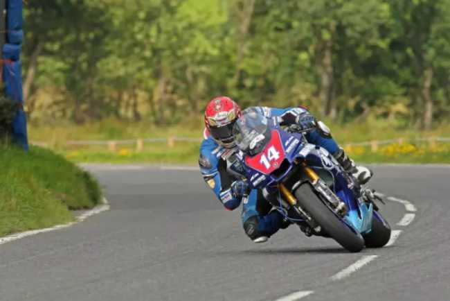 [Image: dankneen3rdplaceulstergp.jpg]