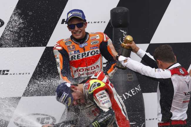 [Image: marquezbrnopodium.jpg]