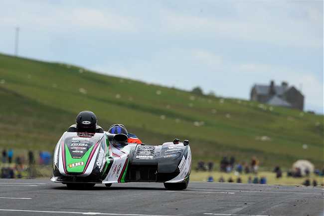 [Image: stalkeratknockhill.jpg]