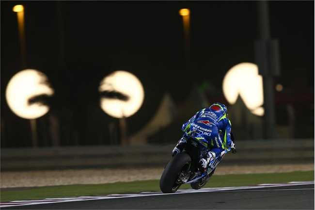 [Image: suzukiqatarday1.jpg]