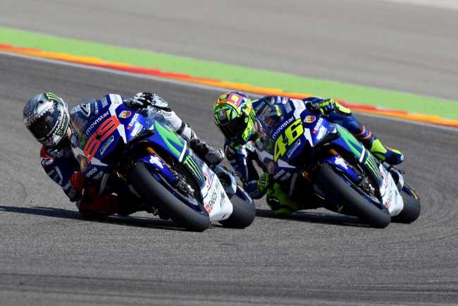 [Image: yamaha-at-aragon.jpg]