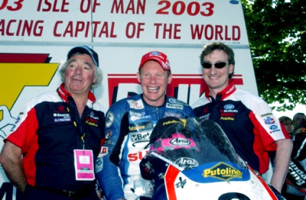 [Image: archi2003ttseniorwin.jpg]