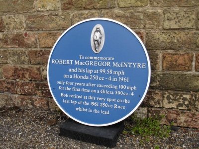 Ian Huntly's Wonderful Commemoratiove Plaque