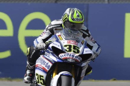 [Image: crutchlow1.jpg]