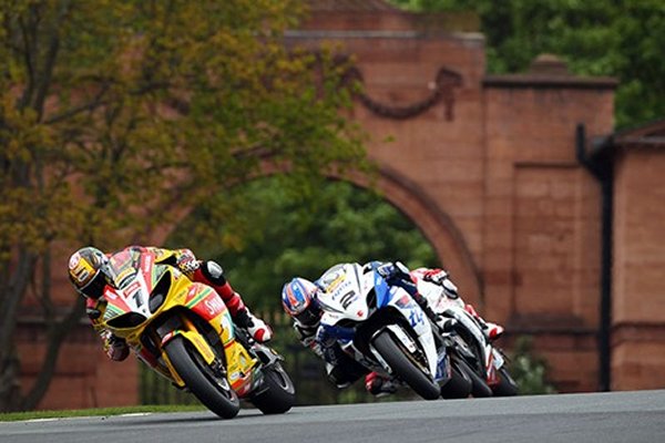 [Image: tommyhill2oulton2012.jpg]