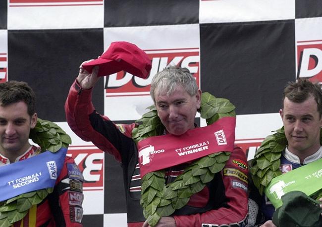 Isle of man TT памятник